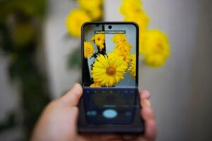 Are Foldable Phones Worth It? A Durability Guide